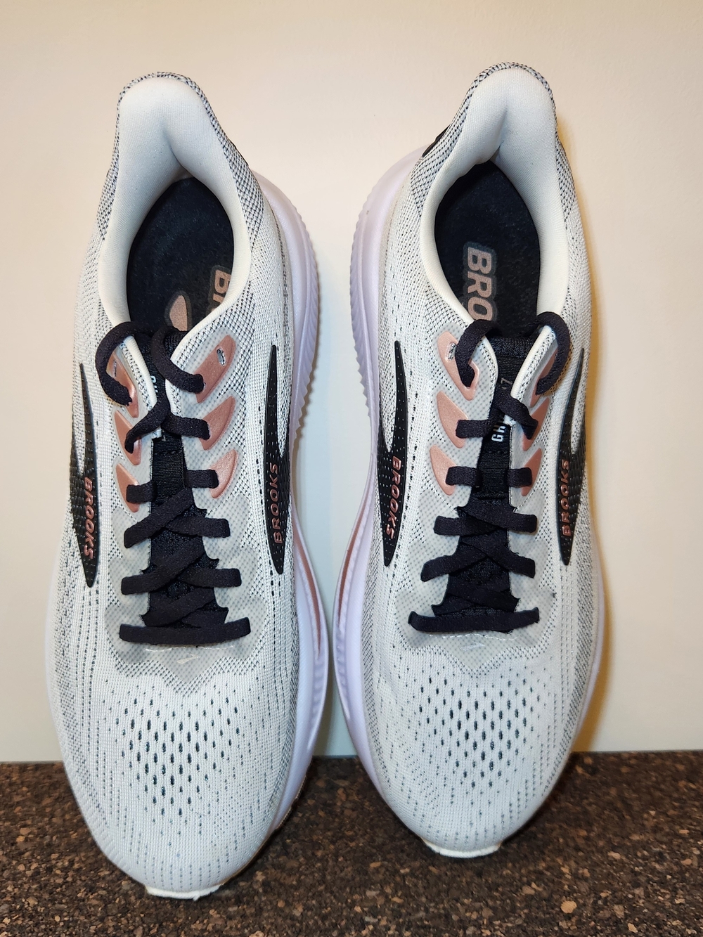 Brooks Ghost 17 Running Shoes Womens Size 8.5 - Picture 4 of 11